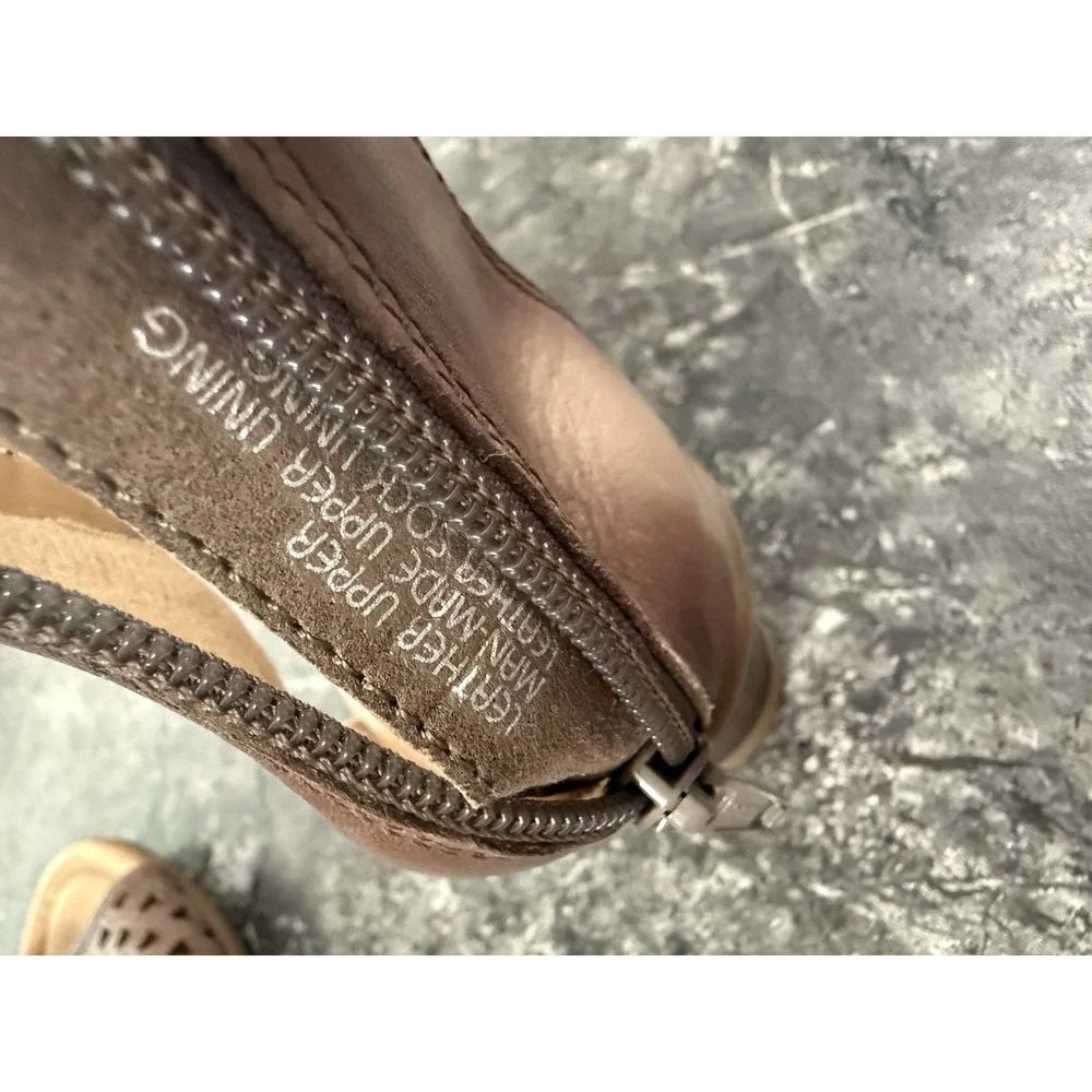 Earth danae leather